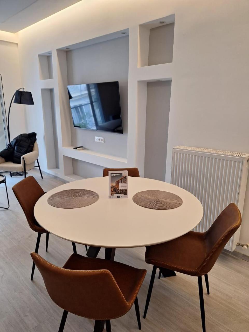 Stay Now, 600M From Acropolis Atene Esterno foto