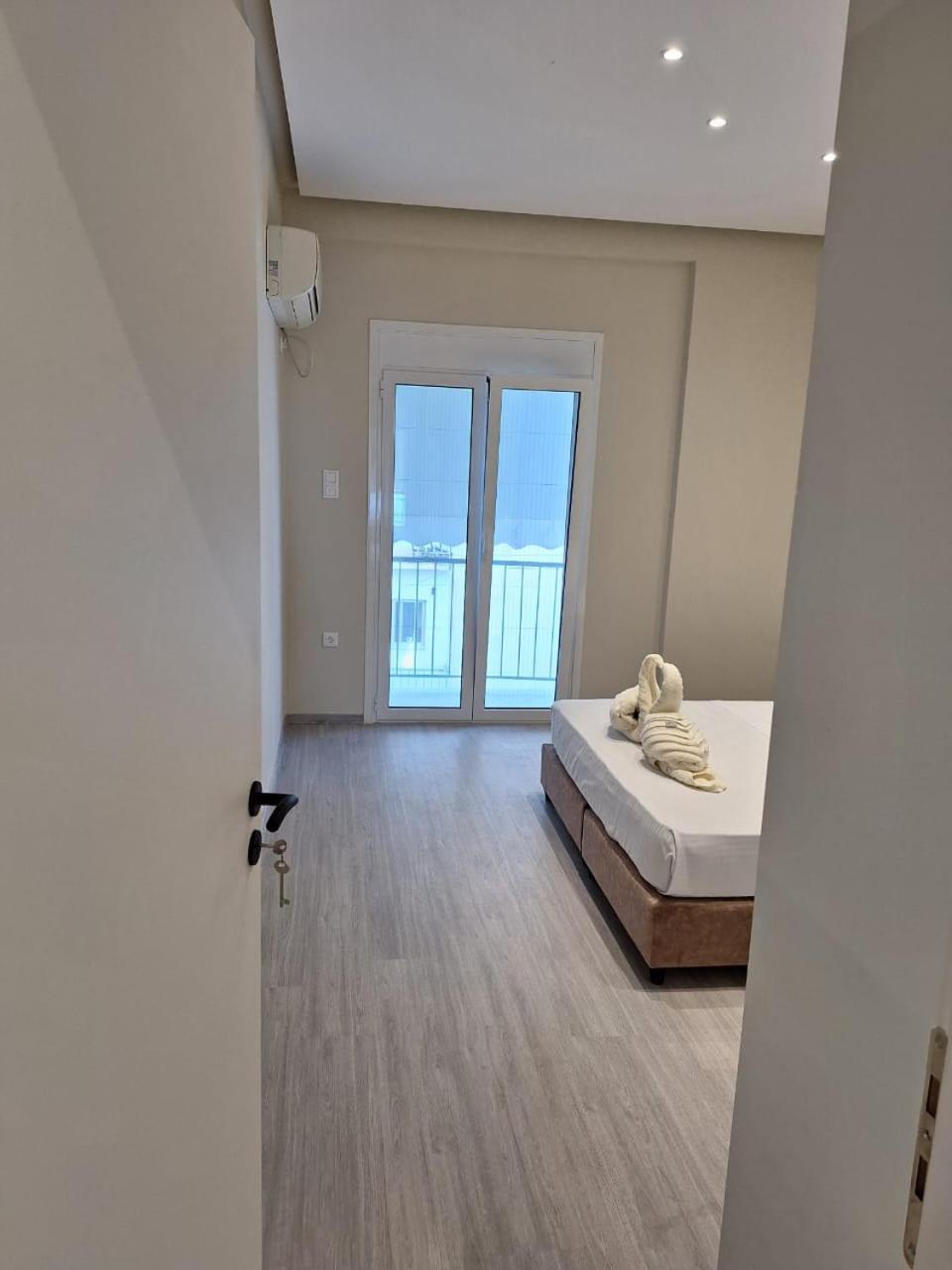 Stay Now, 600M From Acropolis Atene Esterno foto