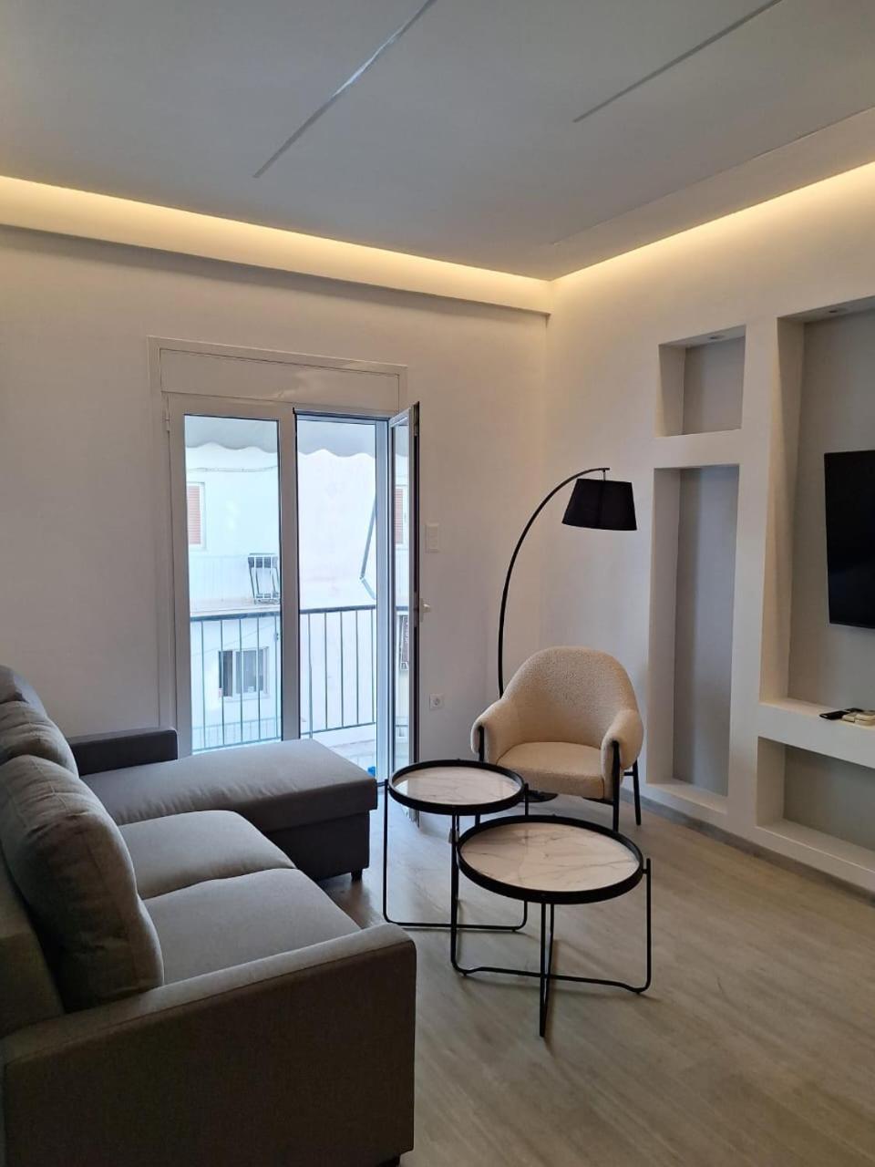 Stay Now, 600M From Acropolis Atene Esterno foto