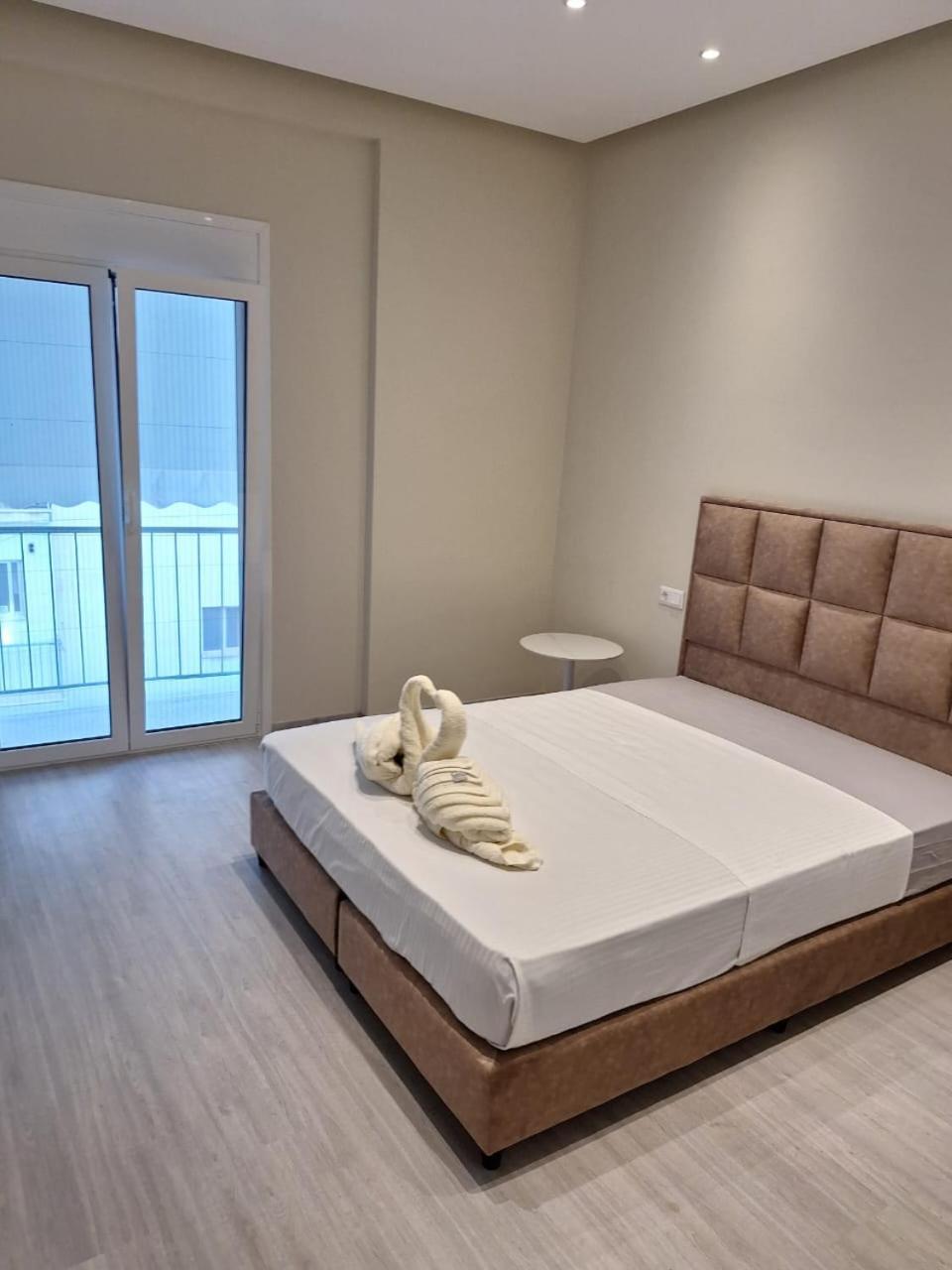 Stay Now, 600M From Acropolis Atene Esterno foto